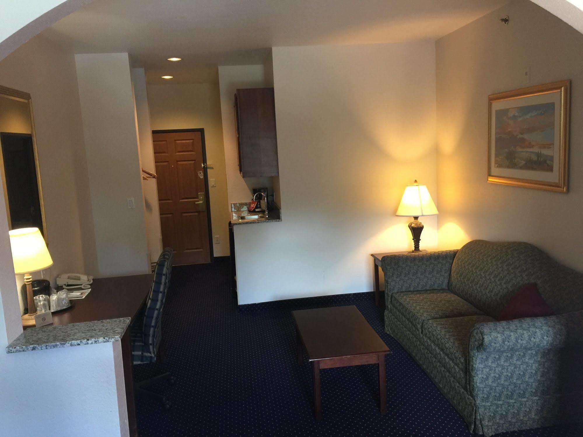 Quality Inn & Suites Lampasas Екстериор снимка