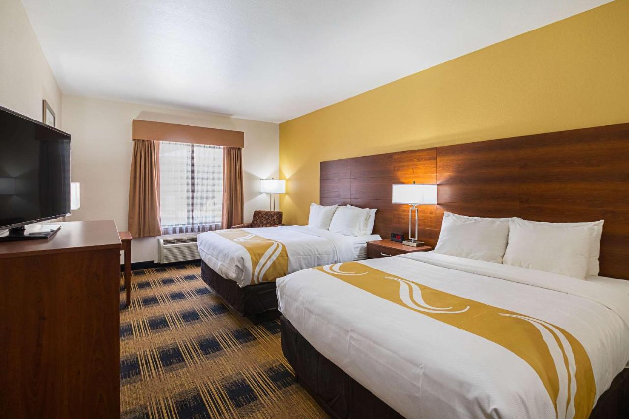 Quality Inn & Suites Lampasas Екстериор снимка