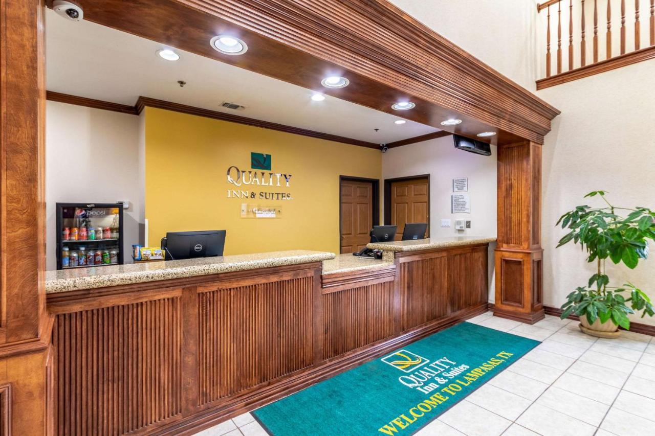 Quality Inn & Suites Lampasas Екстериор снимка