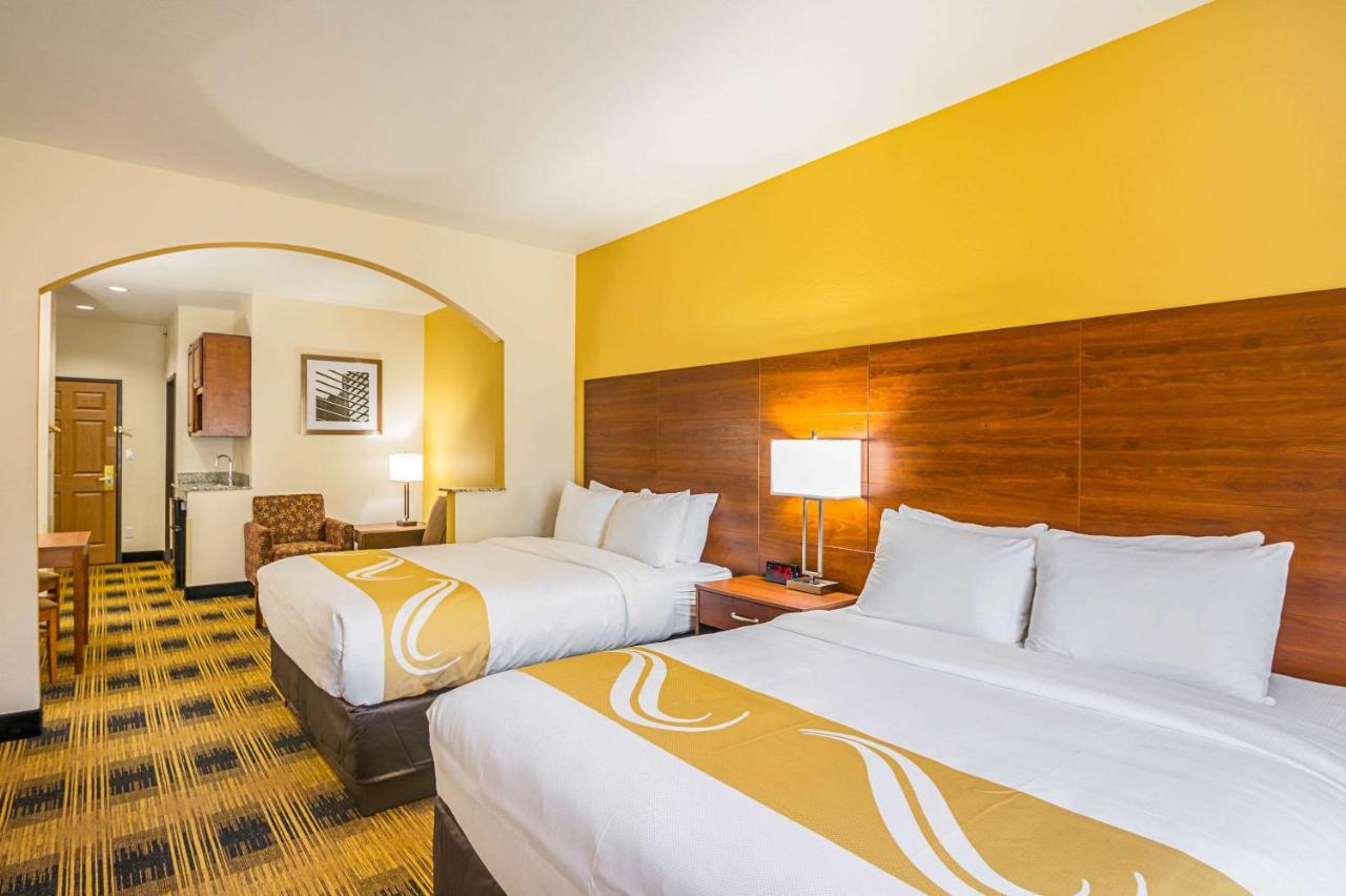Quality Inn & Suites Lampasas Екстериор снимка