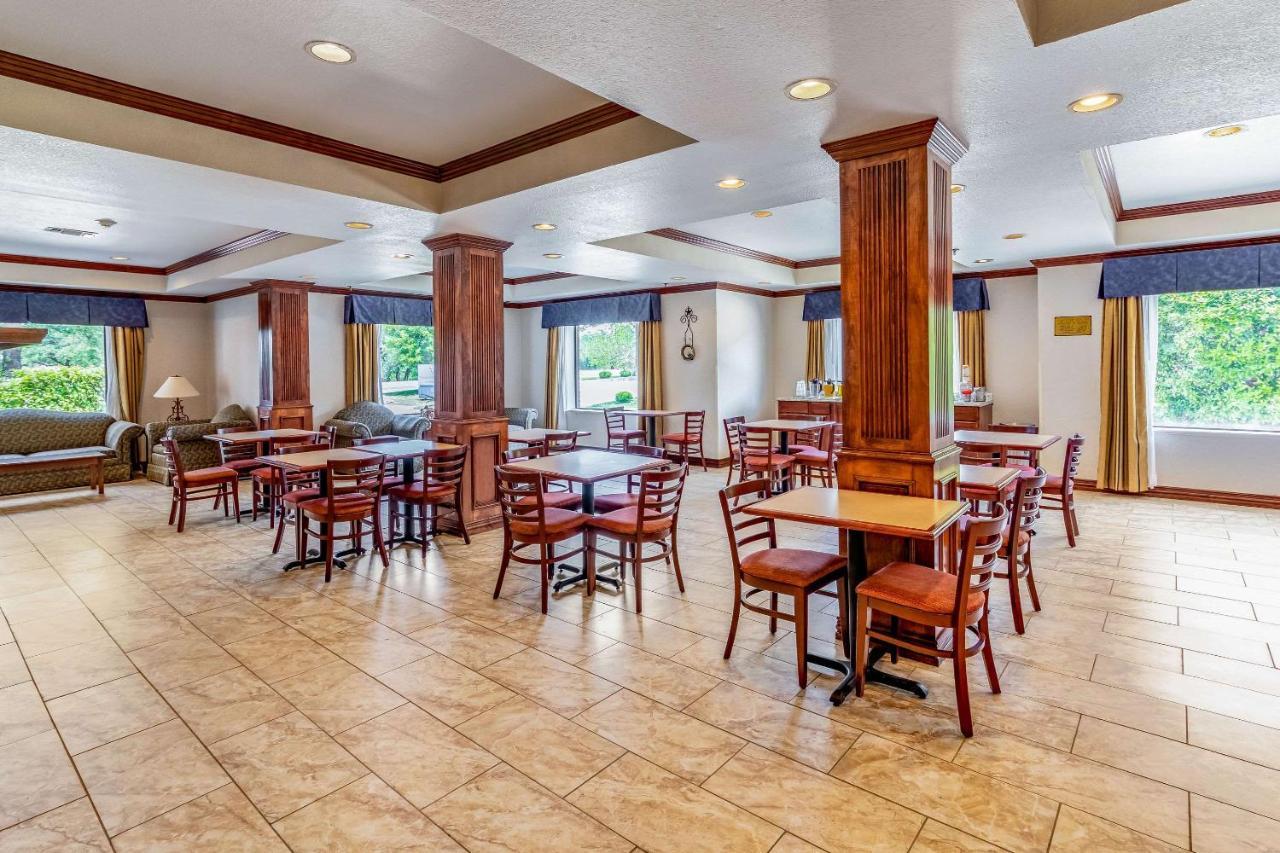 Quality Inn & Suites Lampasas Екстериор снимка
